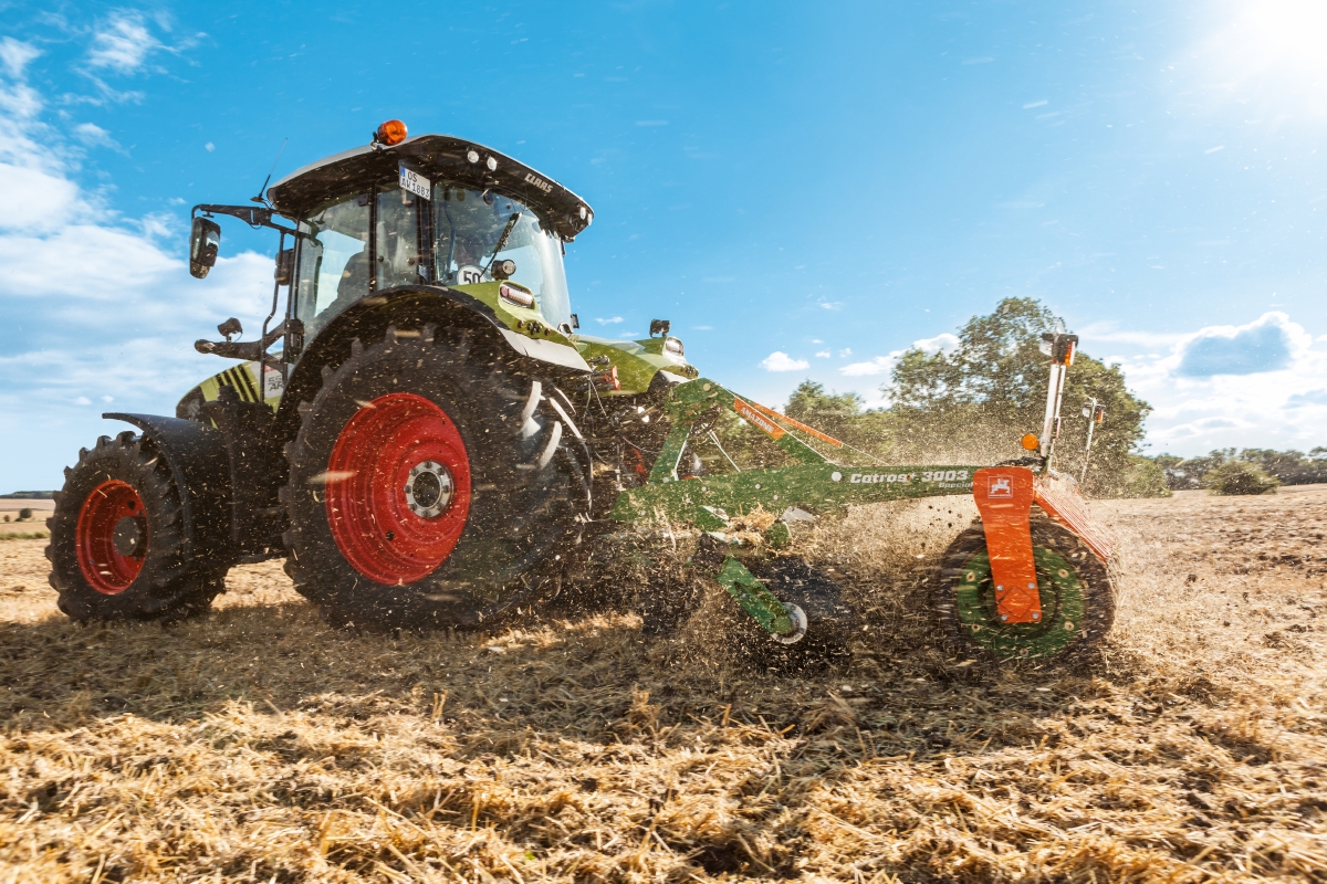 1. Amazone Catros⁺ 03